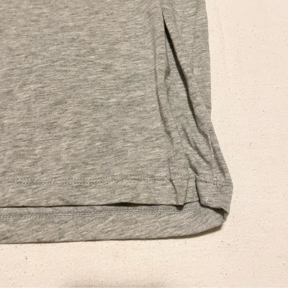 New Balance Womens Cropped T-Shirt Size Large Shirt - Picture 16 of 16